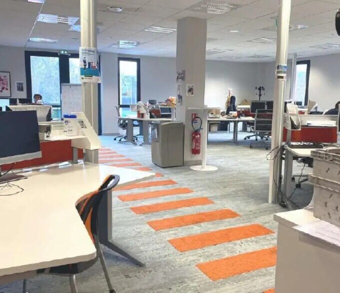 300 Allée Des Hêtres, Limonest en alquiler - Foto del interior - Imagen 2 de 9