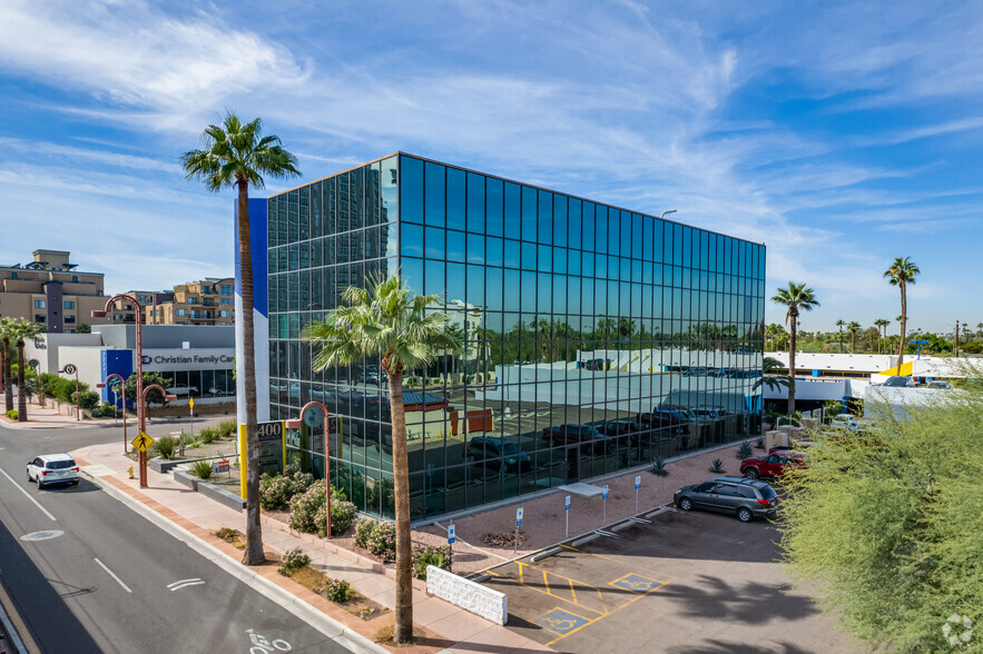 2400 N Central Ave, Phoenix, AZ en alquiler - Foto del edificio - Imagen 2 de 10