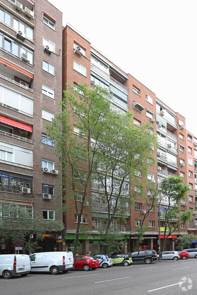 Calle Capitán Haya, 60, Madrid, Madrid en alquiler - Foto del edificio - Imagen 2 de 2