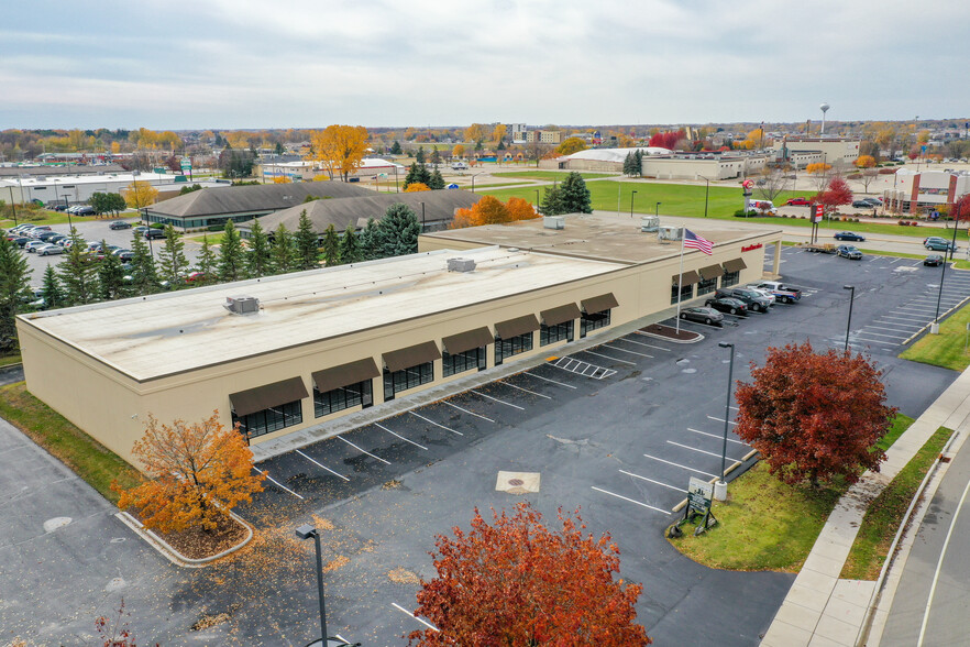 500-520 N Westhill Blvd, Appleton, WI en alquiler - Foto del edificio - Imagen 2 de 30