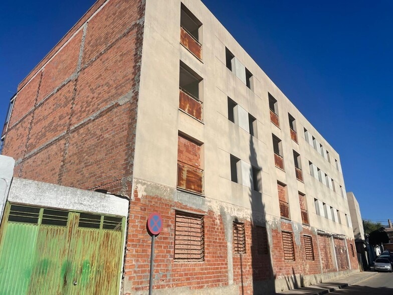 en Torredonjimeno, Jaén en venta - Foto del edificio - Imagen 2 de 15