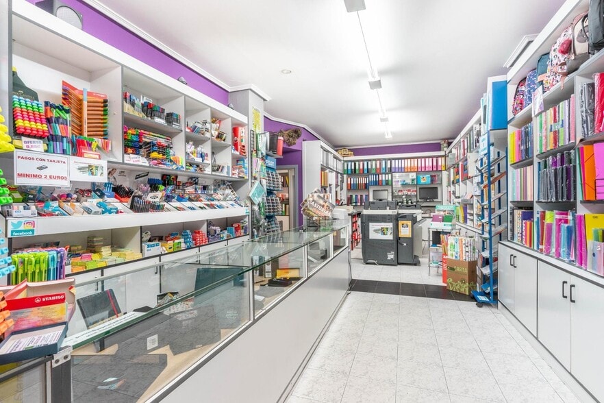 Calle de Muñoz Degrain, Oviedo, Asturias en venta - Foto del interior - Imagen 1 de 15