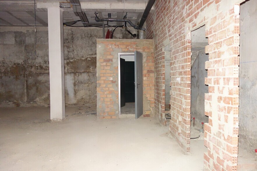 Local en Alcalá de Guadaíra, Sevilla en venta - Foto del edificio - Imagen 2 de 9