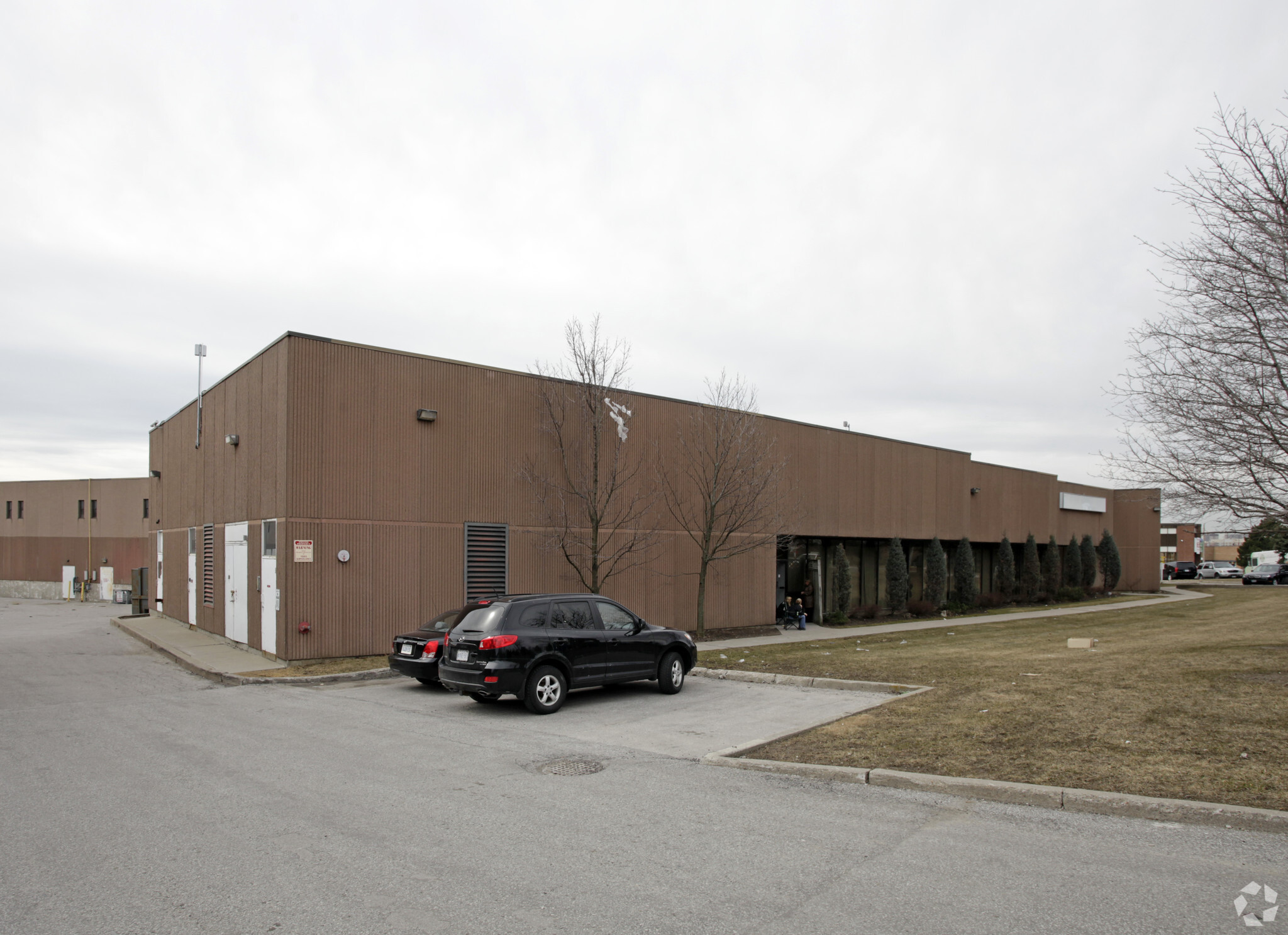 390 Tapscott Rd, Toronto, ON en alquiler Foto principal- Imagen 1 de 3