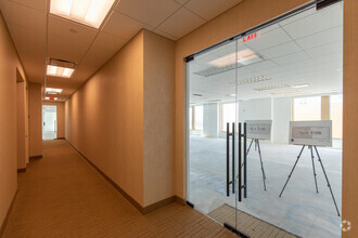 2525 Ponce de Leon Blvd, Coral Gables, FL en alquiler Foto del interior- Imagen 2 de 9