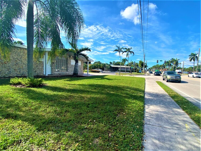 6780 Taft St, Hollywood, FL en venta - Foto del edificio - Imagen 1 de 48