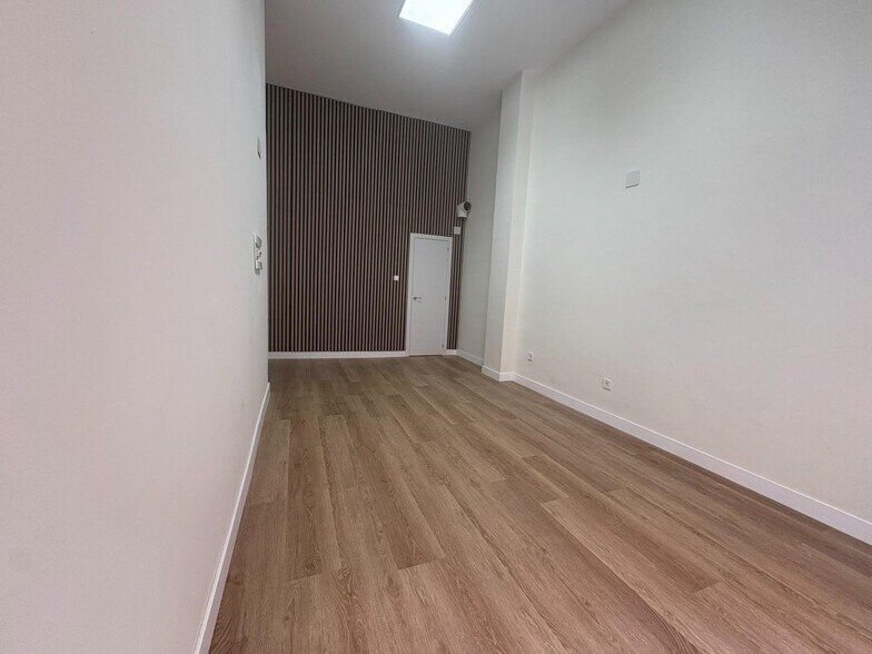 Local en Zaragoza, Zaragoza en alquiler - Foto del interior - Imagen 3 de 20