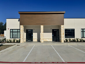 18707 Mueschke Rd, Tomball, TX en alquiler Foto del edificio- Imagen 2 de 19