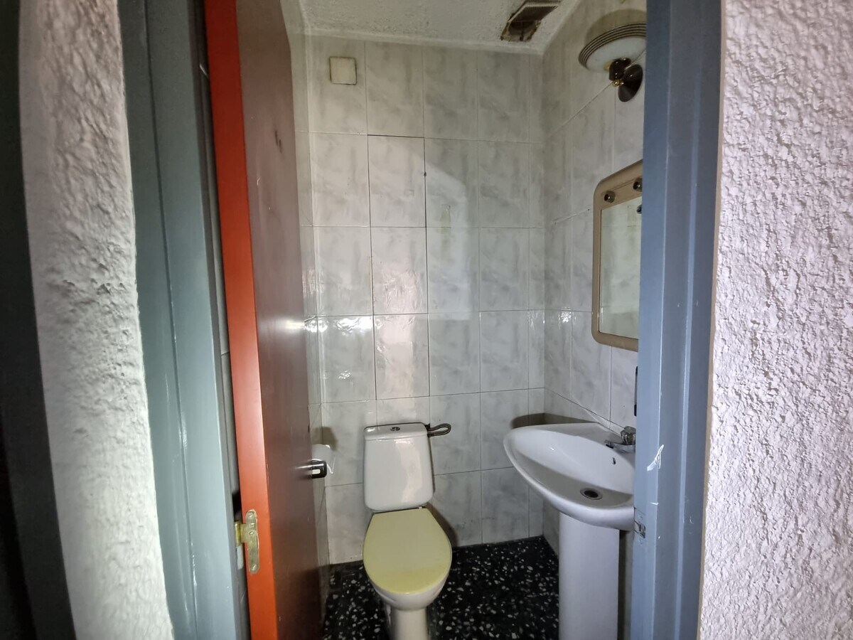 Sabadell, BAR 08207 - Unidad 01 -  - Foto del interior - Image 1 of 12