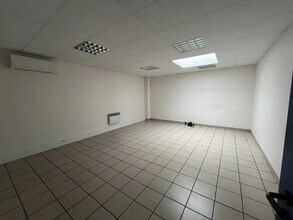 14 Avenue Maréchal Juin, Saint-Laurent-de-Mure en alquiler Foto del interior- Imagen 1 de 9