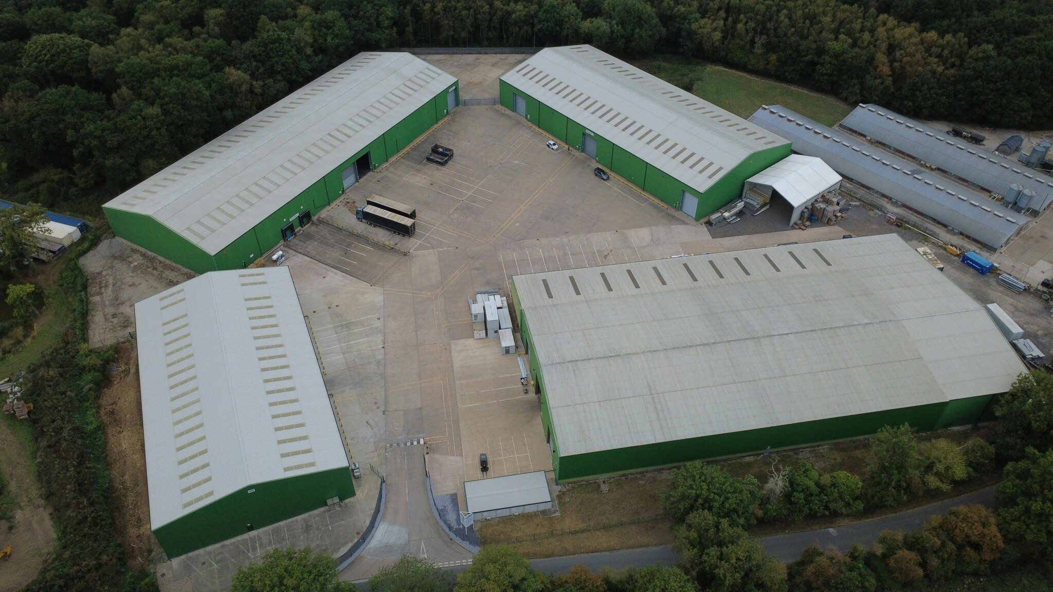 Woodyard Ln, Derby en alquiler Vista aérea- Imagen 1 de 6