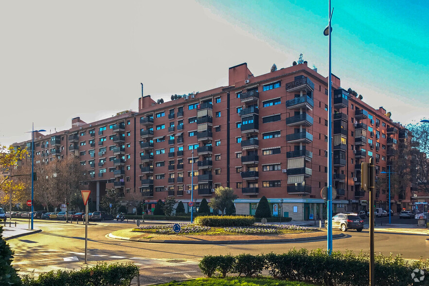 Calle Ministro Fernández Ordóñez, 1, Alcorcón, Madrid en alquiler - Foto del edificio - Imagen 2 de 2