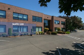 975 SE Sandy Blvd, Portland, OR en alquiler Foto del edificio- Imagen 1 de 22