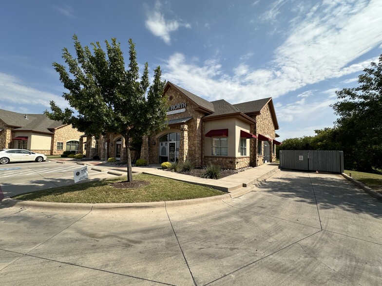 4324 Heritage Trace Pky, Fort Worth, TX en venta - Foto del edificio - Imagen 3 de 5