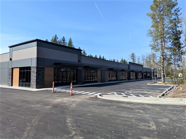 6923 NW Friberg Strunk St, Camas, WA en alquiler - Foto del edificio - Imagen 1 de 29