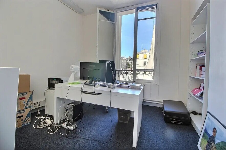 53 Rue Sainte-Anne, Paris en alquiler - Foto del edificio - Imagen 3 de 9