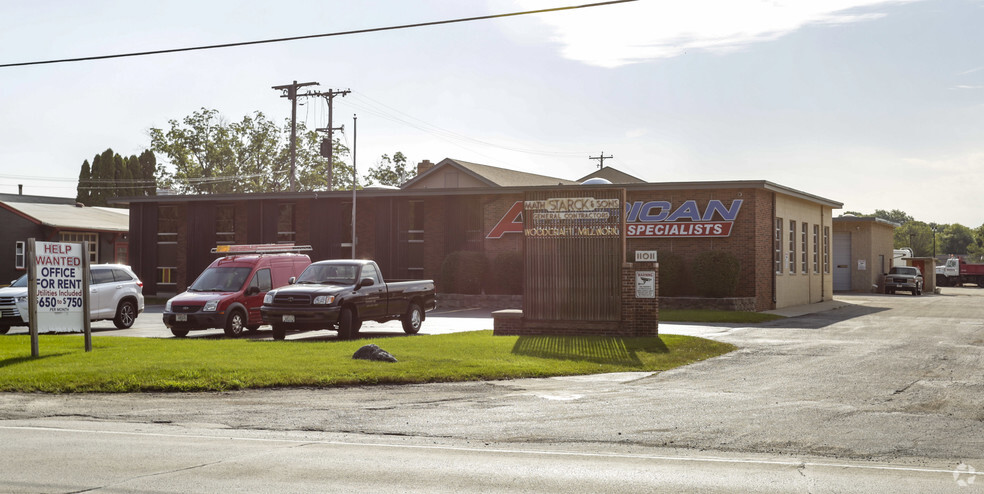 11011 W Forest Home Ave, Hales Corners, WI en alquiler - Foto del edificio - Imagen 2 de 3