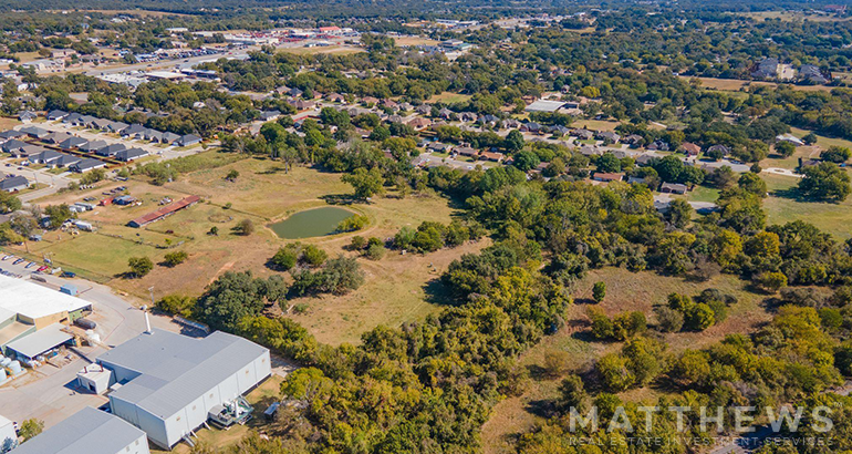 227 S Tower St, Weatherford, TX en venta - Foto del edificio - Imagen 2 de 4