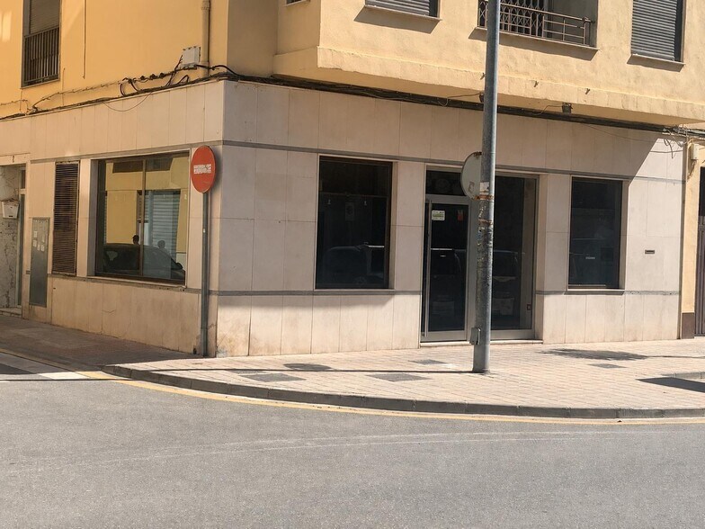 Local en Silla, Valencia en venta - Foto del edificio - Imagen 1 de 21