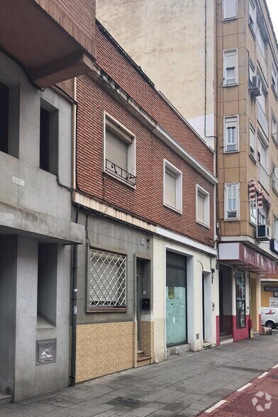 Avenida de Pío XII, 70, Talavera de la Reina, Toledo en alquiler - Foto del edificio - Imagen 2 de 2