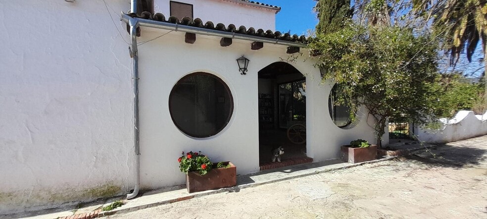 Nave en Córdoba en venta - Foto del edificio - Imagen 2 de 50