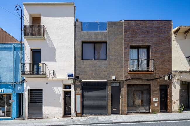 Más detalles de Edificio residencial​ en venta