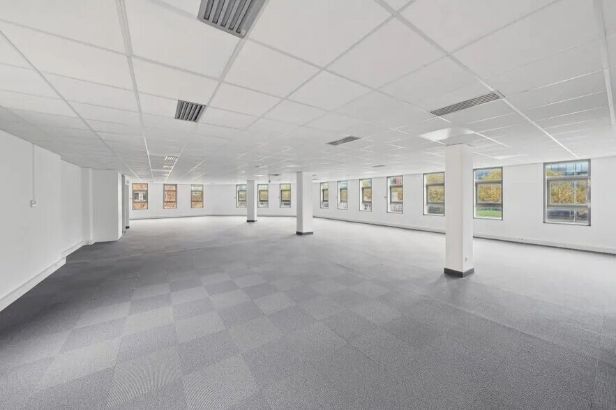 6-8 Rue Eugène Et Armand Peugeot, Rueil-Malmaison en venta - Foto del edificio - Imagen 2 de 12