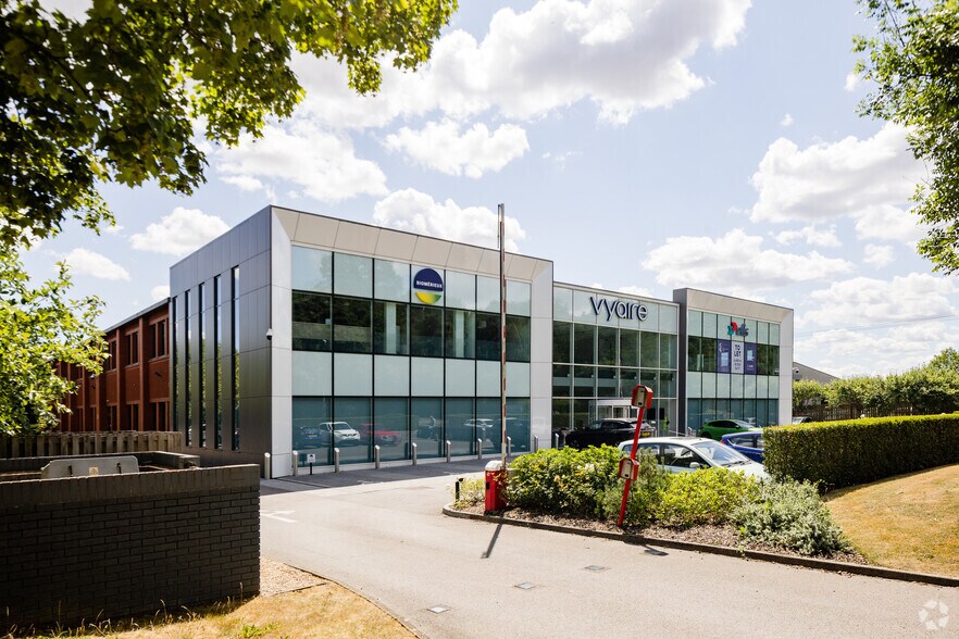 Crockford Ln, Chineham en alquiler - Foto del edificio - Imagen 3 de 4