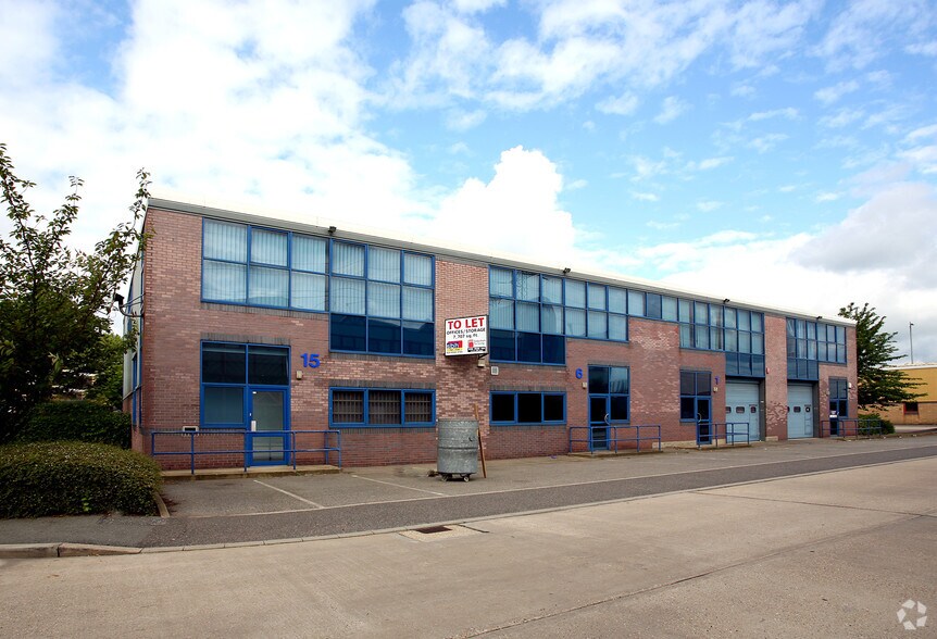 Edison Rd, Enfield en alquiler - Foto del edificio - Imagen 2 de 7