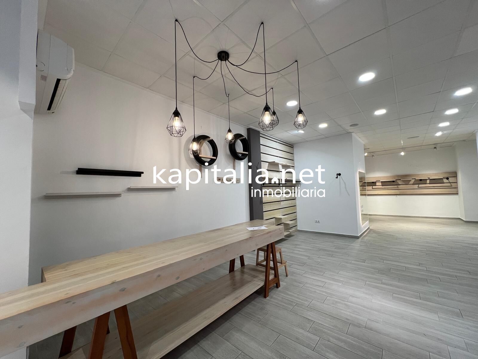 Local en Ontinyent, Valencia en venta Foto del interior- Imagen 1 de 11