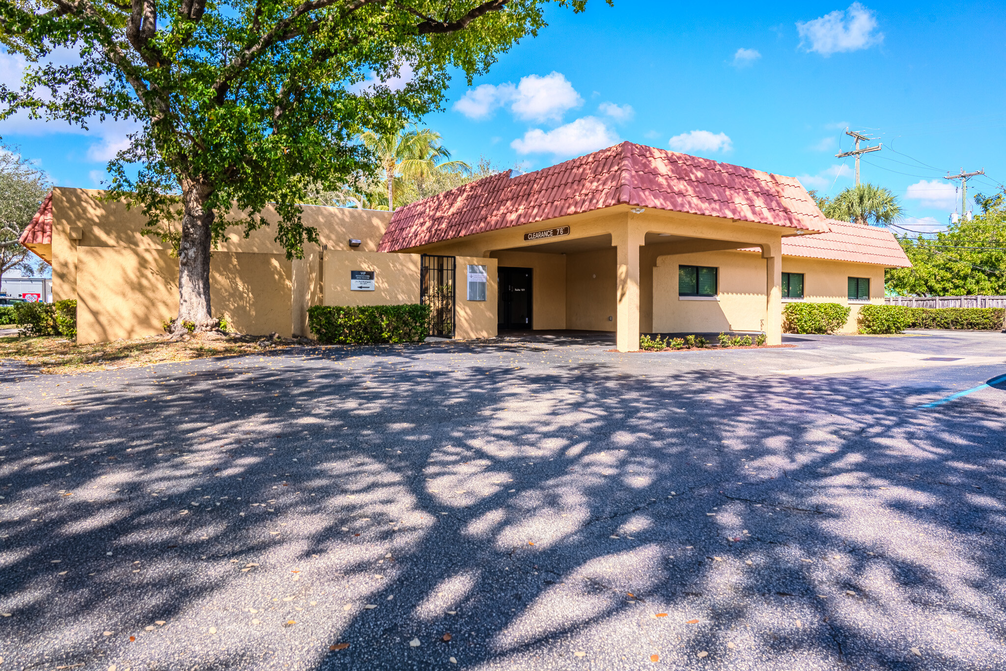 1821 NE 25th St, Lighthouse Point, FL en alquiler Foto del edificio- Imagen 1 de 41