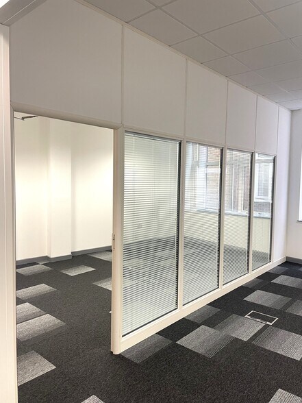 40 Windsor Pl, Cardiff en venta - Foto del interior - Imagen 3 de 5