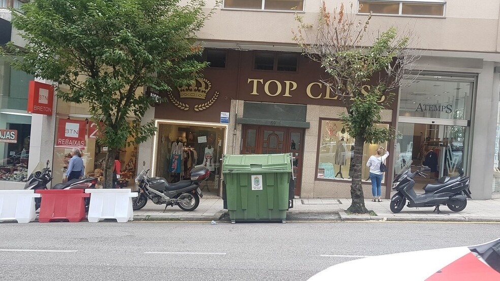 Local en Vigo, Pontevedra en alquiler - Foto del edificio - Imagen 2 de 15