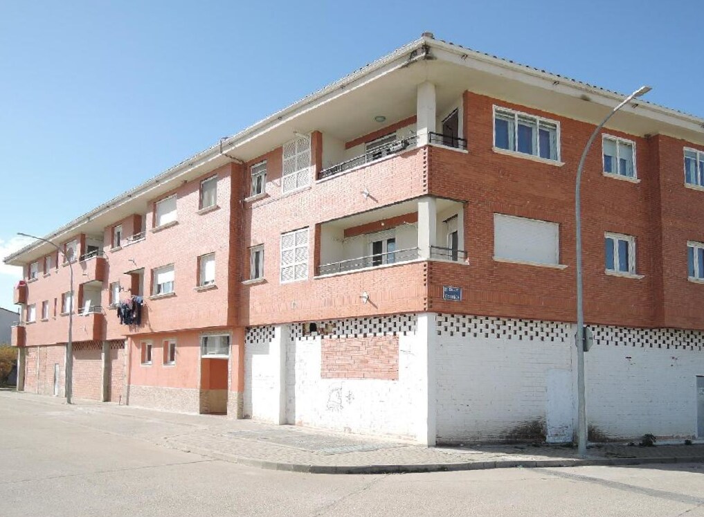 Edificio residencial en Cuéllar, Segovia en venta Foto del edificio- Imagen 1 de 2