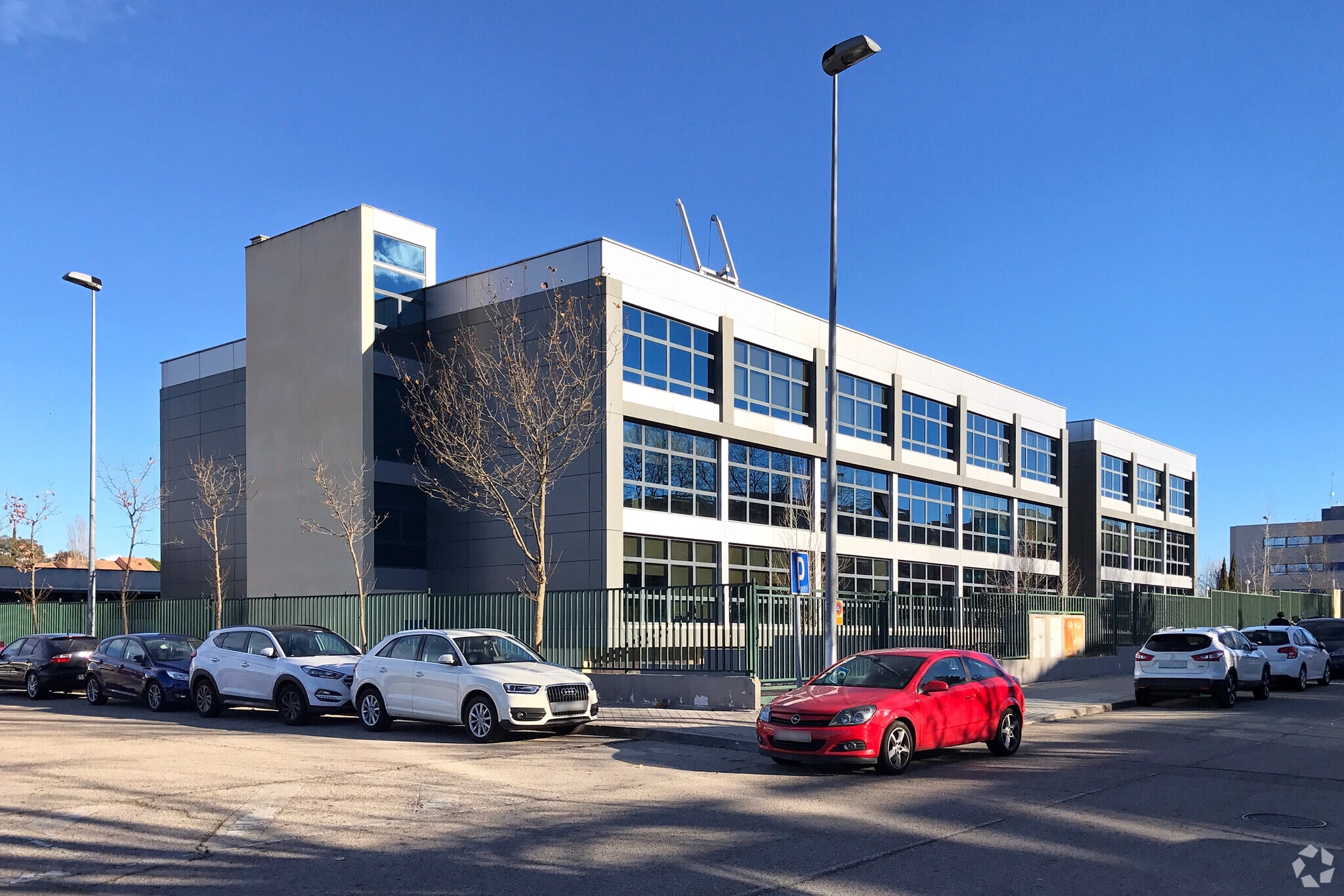 Oficina en Las Rozas de Madrid, Madrid en venta Foto del edificio- Imagen 1 de 10