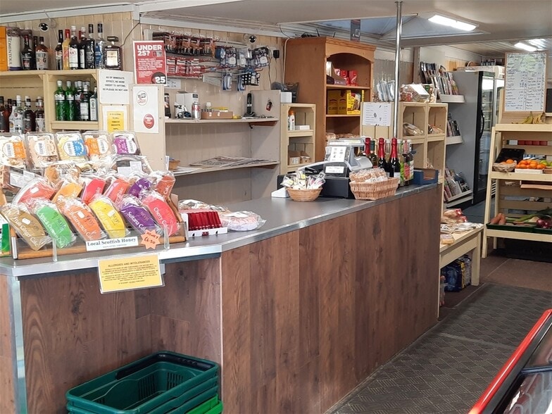 Tomintoul Village Store, Ballindalloch en venta - Foto del edificio - Imagen 2 de 10