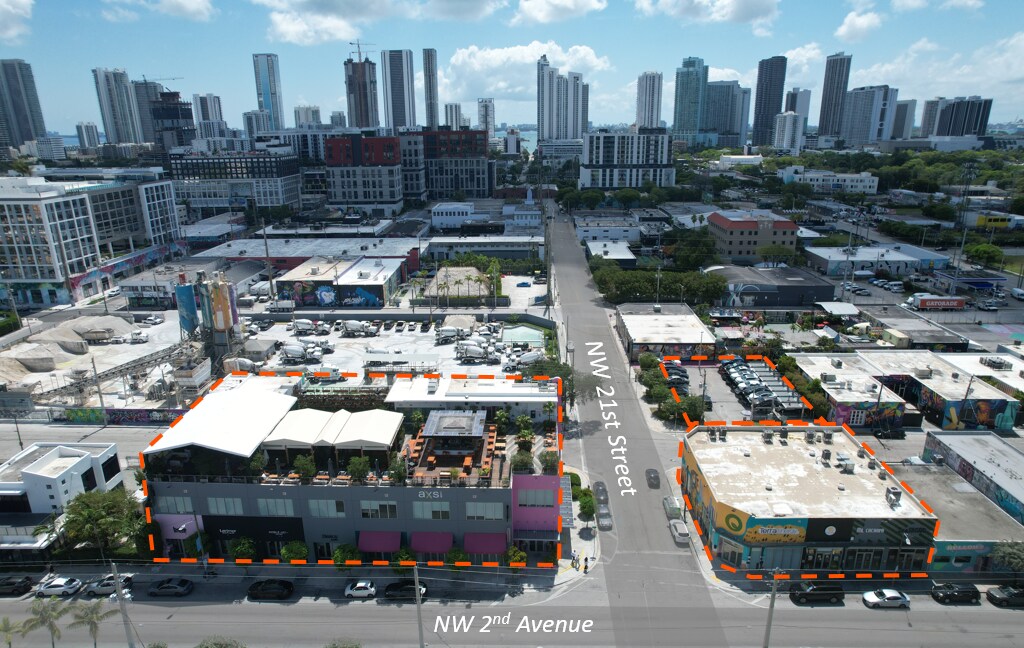 Wynwood NW 2nd Ave Mixed-Use Portfolio cartera de 3 inmuebles en venta en LoopNet.es Vista aérea- Imagen 1 de 63