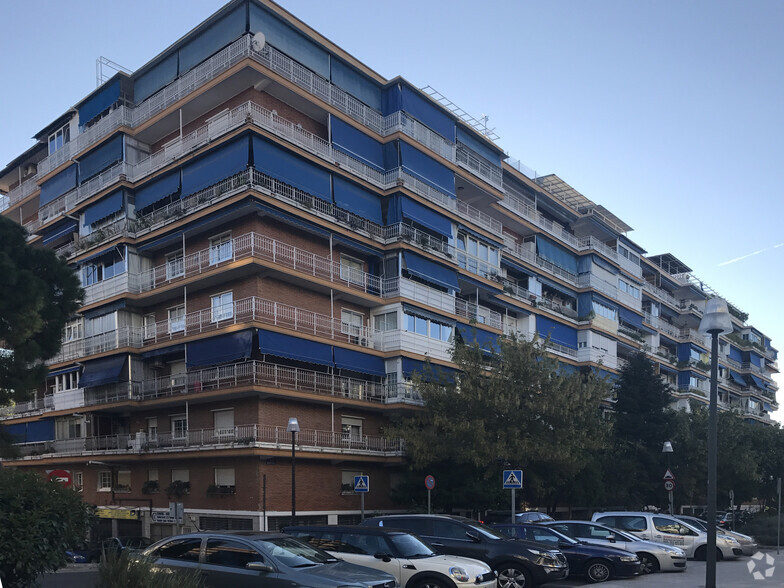 Calle Montecarlo, 1, Móstoles, Madrid en venta - Foto del edificio - Imagen 1 de 2