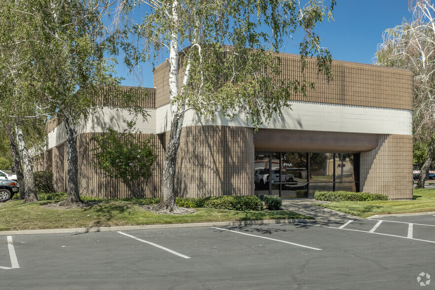 1450 Harbor Blvd, West Sacramento, CA en alquiler - Foto del edificio - Imagen 2 de 12