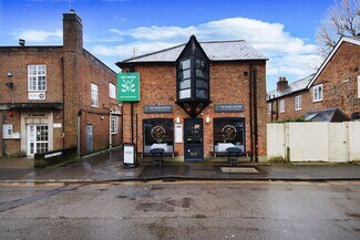 Más detalles de Lion And Lamb Way, Farnham - Local en alquiler