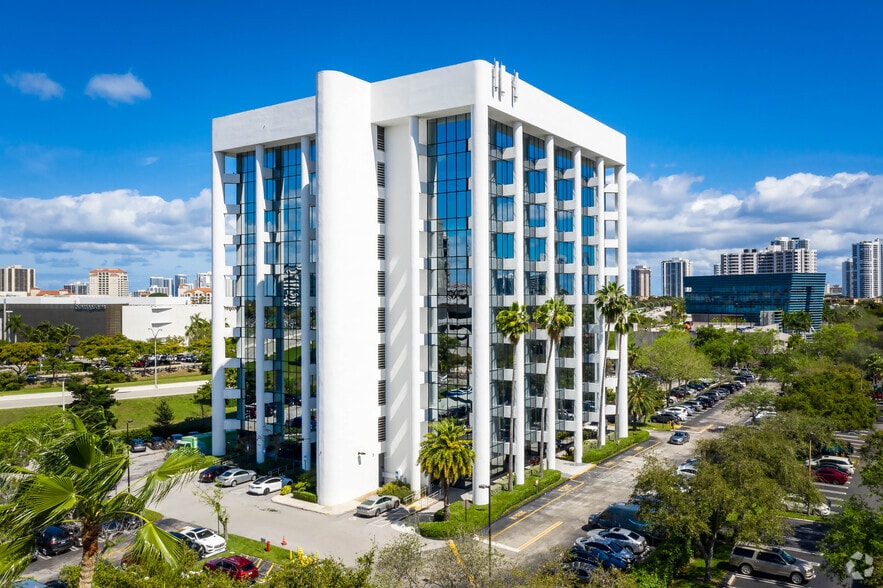 2999 NE 191st St, Aventura, FL en alquiler - Foto del edificio - Imagen 1 de 8