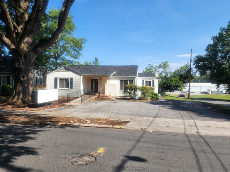 130 N Merritt Ave, Salisbury, NC en alquiler - Foto del edificio - Imagen 1 de 11