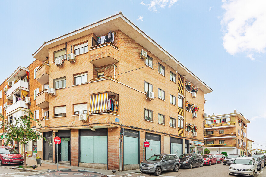 Avenida Constitución, Mejorada del Campo, Madrid en venta - Foto principal - Imagen 3 de 4