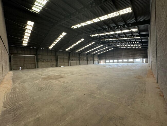 Más detalles de Nave en alquiler