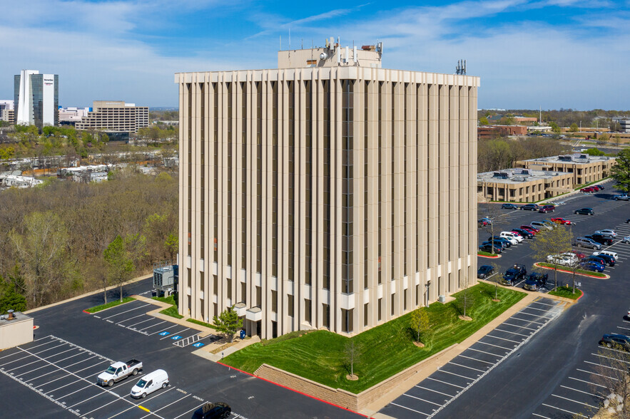 7060 S Yale Ave, Tulsa, OK en alquiler - Foto del edificio - Imagen 3 de 3