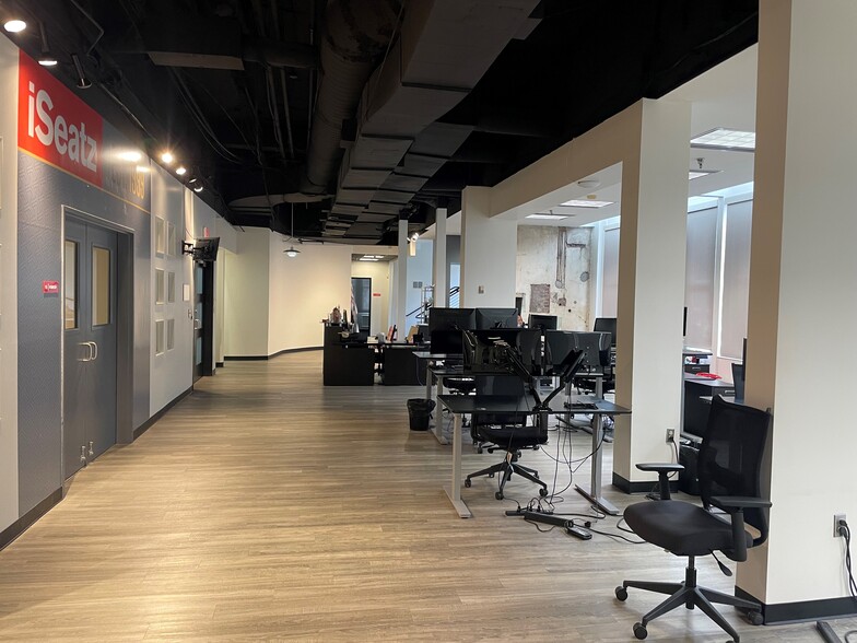 643 Magazine St, New Orleans, LA en alquiler - Foto del interior - Imagen 2 de 9