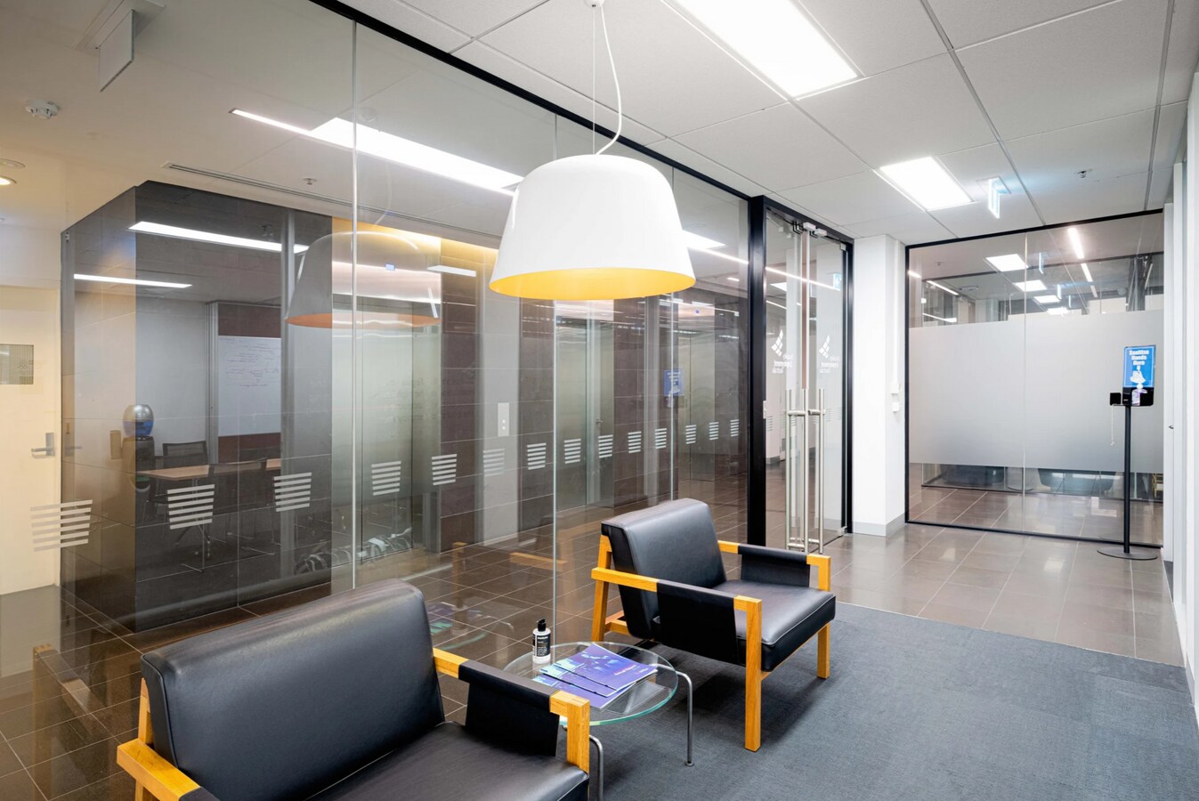 134-144 Bourke St, Melbourne, VIC 3000 - Unidad 403 - - Foto del interior - Image 1 of 6