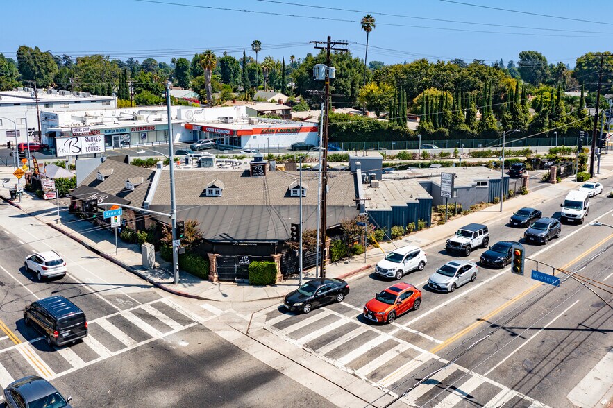 13651 Oxnard St, Van Nuys, CA en alquiler - Foto del edificio - Imagen 1 de 39