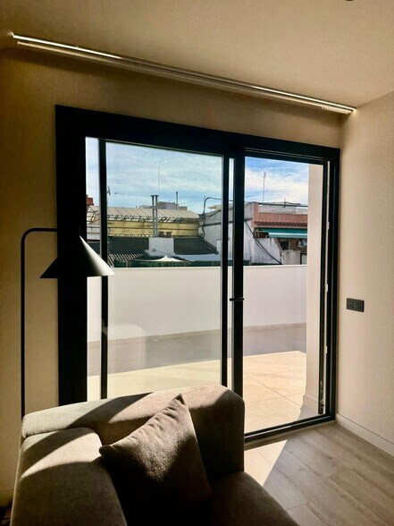 Edificio residencial en Santa Coloma De Gramenet, Barcelona en venta - Foto del interior - Imagen 3 de 3