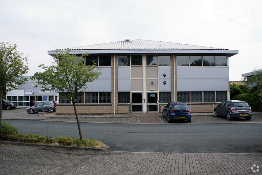 Herrick Way, Staverton en venta - Foto del edificio - Imagen 2 de 12